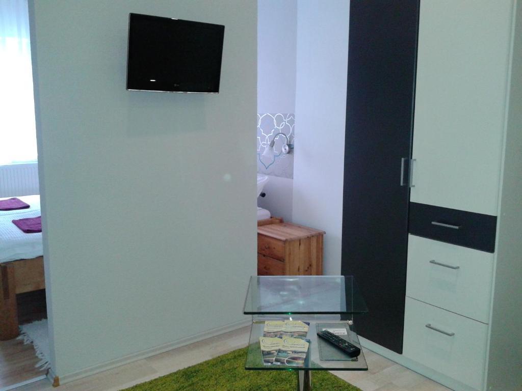 Janus Apartman Sárvár Δωμάτιο φωτογραφία